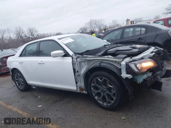2015 Chrysler 300 with VIN 2C3CCAGG9FH876250, listed as a IAAI auction lot 41083678 with 185,657 mi miles. Bid and sale history available at carsss.com. Image 13.