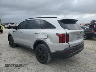 2021 Kia Sorento S с VIN 5XYRLDLC7MG021598, выставлен на аукционе Copart как лот 47613835 с пробегом 37 819 миль миль и Списание • Salvage title. История ставок и продаж доступна на DreamBid. Изображение 2.