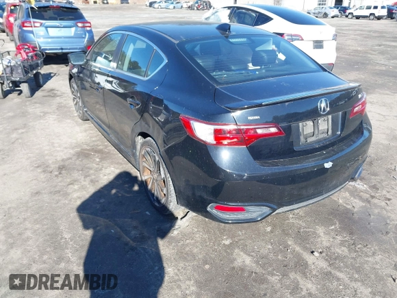 2018 Acura ILX Special Edition with VIN 19UDE2F46JA001322, listed as a IAAI auction lot 41750319 with 70,110 mi miles. Bid and sale history available at carsss.com. Image 3.
