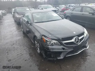 2016 Mercedes-Benz E-Class E 400 with VIN WDDKJ6HB7GF346591, listed as a IAAI auction lot 41040950 with 98,169 mi miles. Bid and sale history available at carsss.com. Image 1.