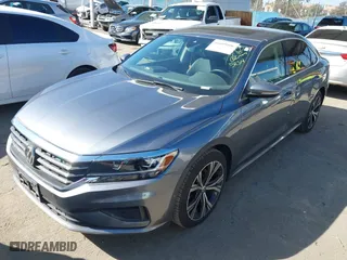 2020 Volkswagen Passat 2.0T SEL with VIN 1VWCA7A30LC025234, listed as a IAAI auction lot 41699506 with 49,117 mi miles. Bid and sale history available at carsss.com. Image 17.