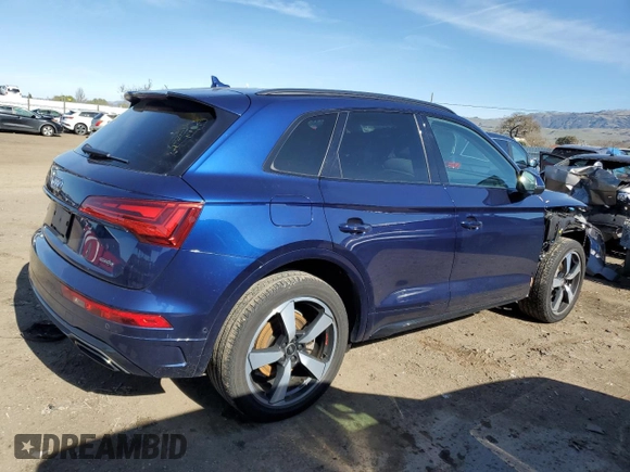 2022 Audi Q5 S line Prestige with VIN WA1FAAFY9N2005441, listed as a Copart auction lot 44642835 with 32,904 mi miles and Salvage Title. Bid and sale history available at carsss.com. Image 3.