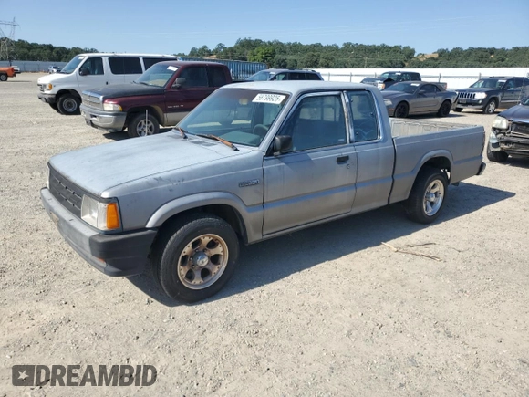 1993 Mazda B-Series Truck z VIN JM2UF3130P0378304, wystawiony jako Copart lot #58799925 z przebiegiem 132 801 mil mil oraz Szkoda całkowita • Salvage title. Historia ofert i sprzedaży dostępna na DreamBid. Obrazek 1.
