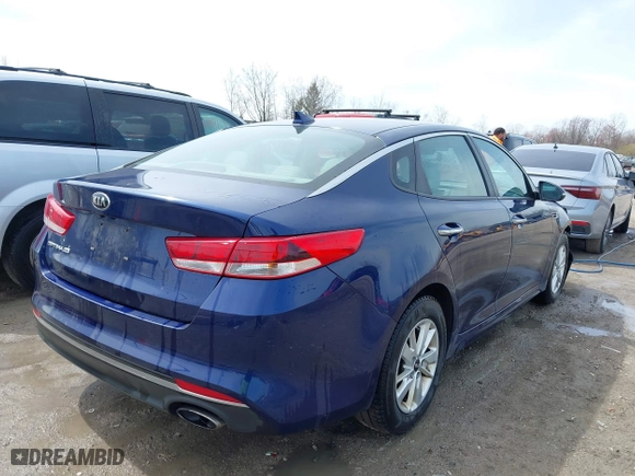 2017 Kia Optima LX with VIN 5XXGT4L39HG152100, listed as a IAAI auction lot 41953707 with 89,273 mi miles. Bid and sale history available at carsss.com. Image 4.