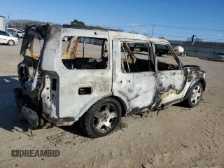 2006 Land Rover LR3 with VIN SALAE24456A413770, listed as a Copart auction lot 47818165 with Not Provided miles and Non Repairable. Bid and sale history available at DreamBid. Image 3.
