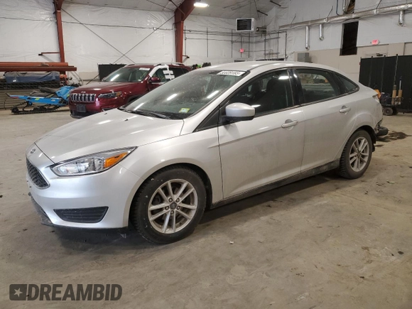 2018 Ford Focus SE z VIN 1FADP3F24JL315154, wystawiony jako Copart lot #53609185 z przebiegiem 76 216 mil mil oraz Szkoda całkowita • Salvage title. Historia ofert i sprzedaży dostępna na DreamBid. Obrazek 1.