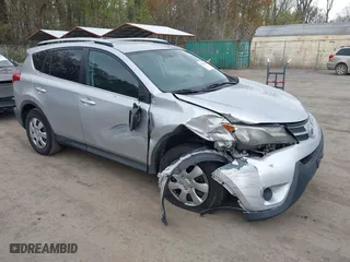 2015 Toyota RAV4 LE with VIN 2T3BFREV0FW407207, listed as a IAAI auction lot 42013048 with 212,301 mi miles. Bid and sale history available at carsss.com. Image 1.