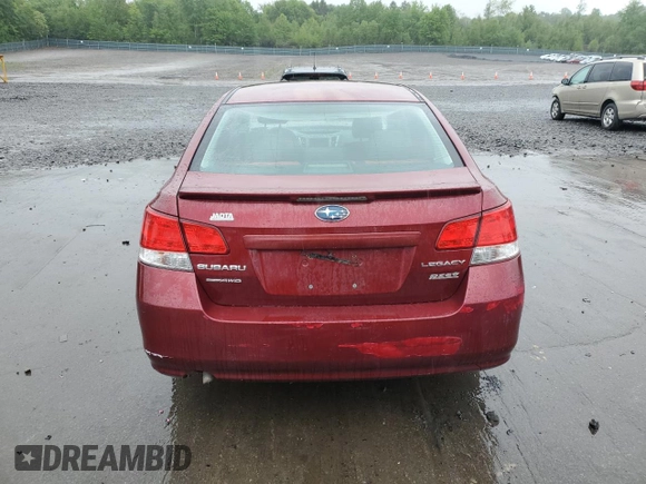 2011 Subaru Legacy 2.5i z VIN 4S3BMBA66B3220272, wystawiony jako Copart lot #57750905 z przebiegiem Nie podano mil oraz Szkoda całkowita • Salvage title. Historia ofert i sprzedaży dostępna na DreamBid. Obrazek 6.