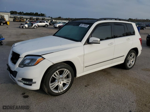 2014 Mercedes-Benz GLK-Class GLK 350 with VIN WDCGG8JB4EG287246, listed as a Copart auction lot 50175055 with 123,149 mi miles and Salvage Title. Bid and sale history available at carsss.com. Image 1.