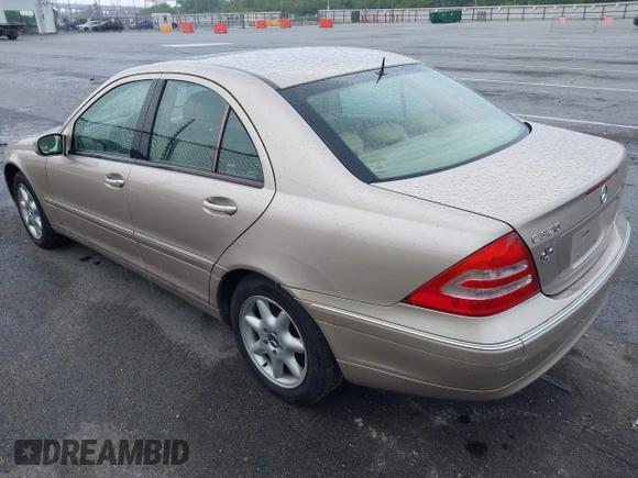 2001 Mercedes-Benz C 320 with VIN WDBRF64J81F096100, listed as a IAAI auction lot 42632301 with 80,917 mi miles and . Bid and sale history available at DreamBid. Image 3.