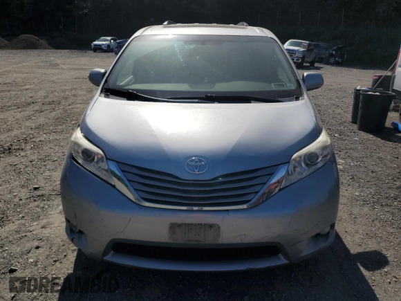 2016 Toyota Sienna XLE with VIN 5TDYK3DC0GS752355, listed as a Copart auction lot 61857925 with 146,949 mi miles and Salvage title. Bid and sale history available at DreamBid. Image 5.