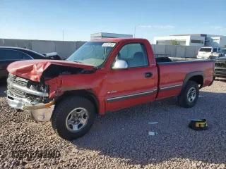 2000 Chevrolet Silverado 1500 with VIN 1GCEK14T7YE242051, listed as a Copart auction lot 82029754 with 182,075 mi miles and Salvage Title. Bid and sale history available at carsss.com. Image 1.