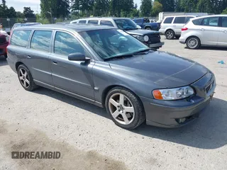 2006 Volvo V70 with VIN YV1SJ527762533757, listed as a IAAI auction lot 42588695 with 167,418 mi miles and . Bid and sale history available at DreamBid. Image 1.