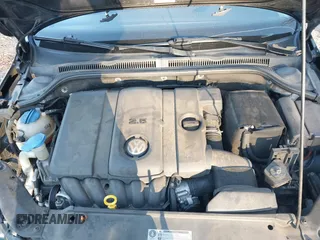 2012 Volkswagen Jetta SE with VIN 3VWBP7AJ3CM338852, listed as a IAAI auction lot 41011223 with 307,098 mi miles and . Bid and sale history available at DreamBid. Image 10.