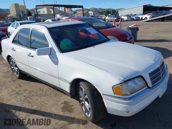 1997 Mercedes-Benz C 230/260/280/320 z VIN WDBHA28E5VF607705, wystawiony jako IAAI lot #41208049 z przebiegiem Nie podano mil oraz . Historia ofert i sprzedaży dostępna na DreamBid. Obrazek 1.