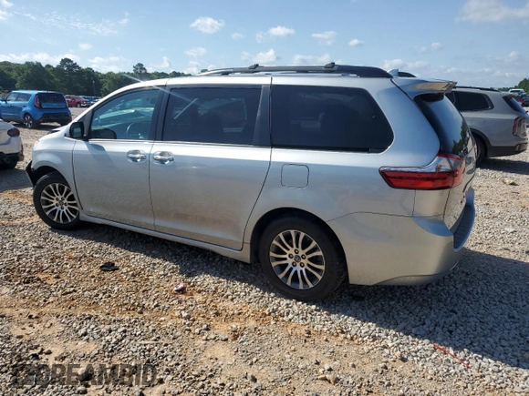 2020 Toyota Sienna XLE Auto Access Seat с VIN 5TDYZ3DC4LS029257, выставлен на аукционе Copart как лот 56777725 с пробегом 53 574 миль миль и Списание • Salvage title. История ставок и продаж доступна на DreamBid. Изображение 2.