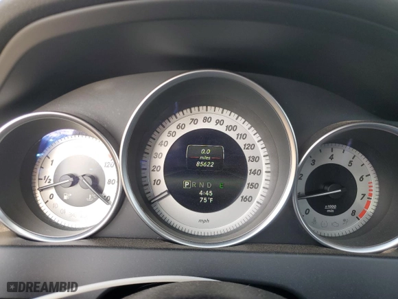 2015 Mercedes-Benz C-Class C 250 with VIN WDDGJ4HB4FG439586, listed as a Copart auction lot 52242175 with 85,622 mi miles and Clean Title. Bid and sale history available at carsss.com. Image 9.