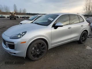 2016 Porsche Cayenne Turbo z VIN WP1AC2A22GLA88192, wystawiony jako Copart lot #86854034 z przebiegiem 42 288 mil mil oraz Szkoda całkowita • Salvage title. Historia ofert i sprzedaży dostępna na DreamBid. Obrazek 1.
