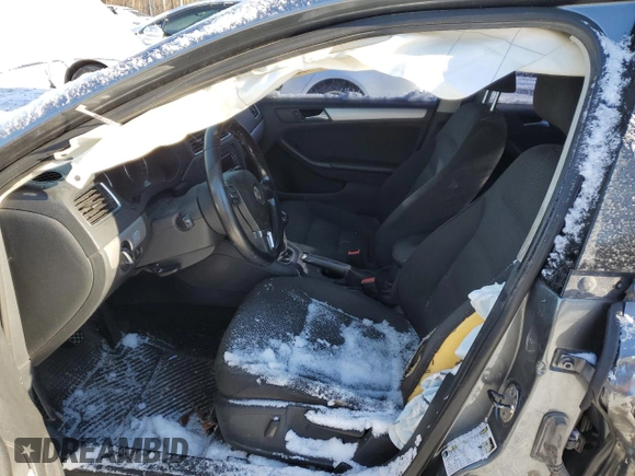 2014 Volkswagen Jetta with VIN 3VWWL7AJ4EM440676, listed as a Copart auction lot 84370904 with 456,495 mi miles and Non repairable. Bid and sale history available at DreamBid. Image 7.
