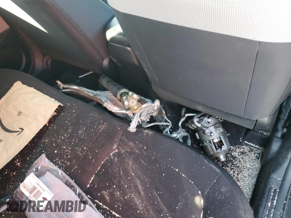 2019 Kia Soul z VIN KNDJN2A23K7694887, wystawiony jako Copart lot #49409285 z przebiegiem Nie podano mil oraz Szkoda całkowita • Salvage title. Historia ofert i sprzedaży dostępna na DreamBid. Obrazek 13.