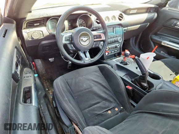 2017 Ford Mustang GT z VIN 1FA6P8CF1H5246595, wystawiony jako Copart lot #63030765 z przebiegiem 117 059 mil mil oraz Szkoda całkowita • Salvage title. Historia ofert i sprzedaży dostępna na DreamBid. Obrazek 8.