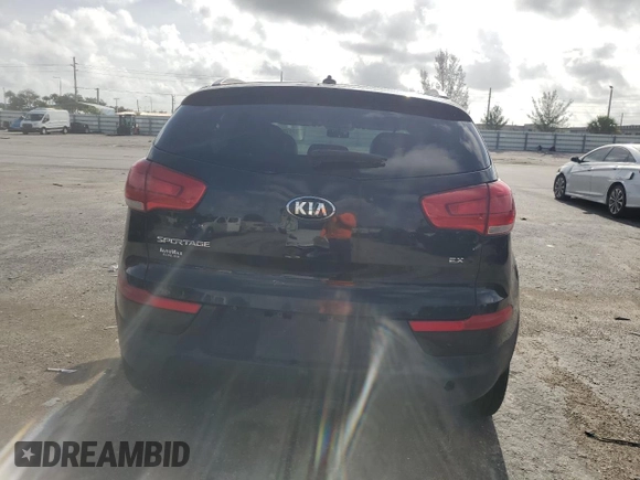 2016 Kia Sportage EX z VIN KNDPCCACXG7816280, wystawiony jako Copart lot #70017054 z przebiegiem 113 558 mil mil oraz Czysty tytuł • Clean title. Historia ofert i sprzedaży dostępna na DreamBid. Obrazek 6.