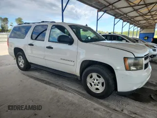 2007 Chevrolet Suburban LS with VIN 1GNFC16JX7R401981, listed as a Copart auction lot 64618945 with 153,205 mi miles and Clean title. Bid and sale history available at DreamBid. Image 4.