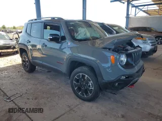 2023 Jeep Renegade Trailhawk with VIN ZACNJDC10PPP37182, listed as a Copart auction lot 49251315 with 13,779 mi miles and Salvage title. Bid and sale history available at DreamBid. Image 4.
