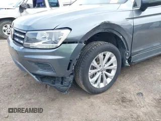 2019 Volkswagen Tiguan S с VIN 3VV1B7AX7KM013381, выставлен на аукционе IAAI как лот 41813840 с пробегом 89 258 миль миль и . История ставок и продаж доступна на DreamBid. Изображение 6.