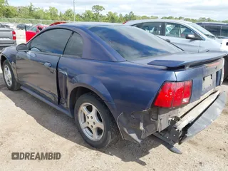 2002 Ford Mustang Standard with VIN 1FAFP40452F150630, listed as a IAAI auction lot 41987802 with 236,866 mi miles. Bid and sale history available at carsss.com. Image 3.