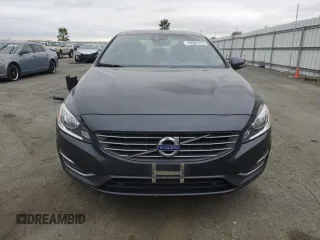 2015 Volvo S60 T5 Drive-E Premier with VIN YV126MFK6F1352357, listed as a Copart auction lot 70982193 with 31,445 mi miles. Bid and sale history available at carsss.com. Image 5.