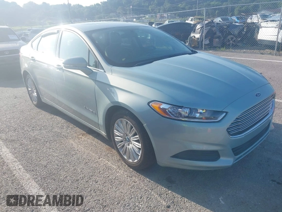 2013 Ford Fusion SE Hybrid with VIN 3FA6P0LU6DR111815, listed as a IAAI auction lot 42809852 with 150,721 mi miles and . Bid and sale history available at DreamBid. Image 1.