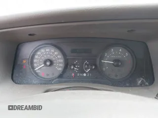 2007 Mercury Grand Marquis GS z VIN 2MEFM74V97X612947, wystawiony jako IAAI lot #42353737 z przebiegiem Nie podano mil oraz . Historia ofert i sprzedaży dostępna na DreamBid. Obrazek 7.
