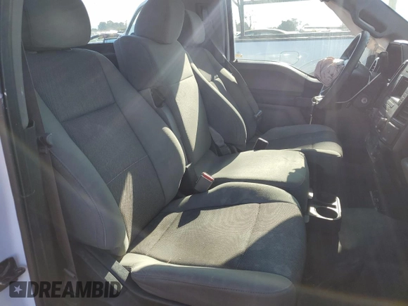 2016 Ford F-150 XL with VIN 1FTMF1C8XGKE25134, listed as a Copart auction lot 88433925 with 0 mi miles and Salvage Title. Bid and sale history available at carsss.com. Image 10.