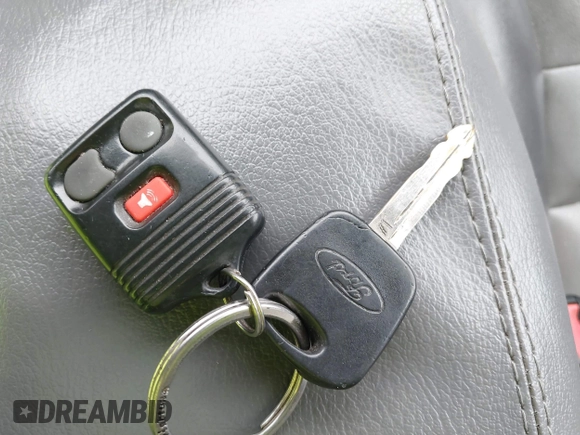2003 Ford Escape XLT Popular 2 with VIN 1FMYU93183KD19909, listed as a IAAI auction lot 42518631 with 182,933 mi miles and . Bid and sale history available at DreamBid. Image 11.