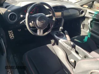 2014 Scion FR-S z VIN JF1ZNAA11E9710085, wystawiony jako Copart lot #51761895 z przebiegiem 109 405 mil mil oraz Szkoda całkowita • Salvage title. Historia ofert i sprzedaży dostępna na DreamBid. Obrazek 8.