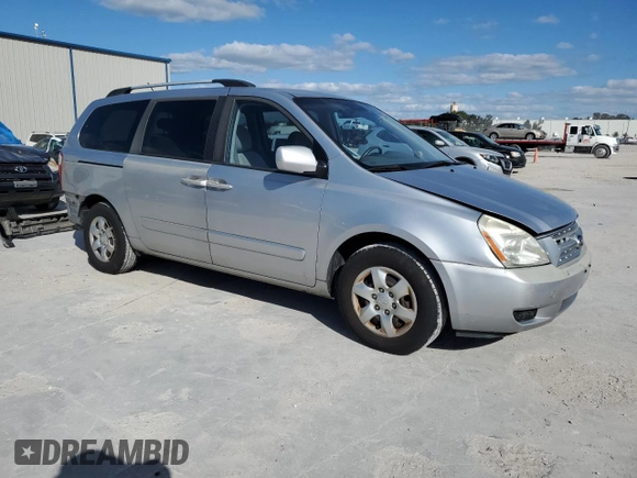 2009 Kia Sedona LX with VIN KNDMB233696315862, listed as a Copart auction lot 76493774 with 178,981 mi miles and Salvage Title. Bid and sale history available at carsss.com. Image 4.