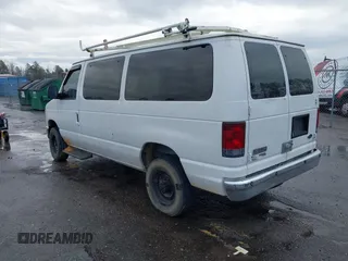 2008 Ford Econoline Passenger XL with VIN 1FBNE31LX8DA84628, listed as a IAAI auction lot 41670934 with 186,181 mi miles. Bid and sale history available at carsss.com. Image 3.