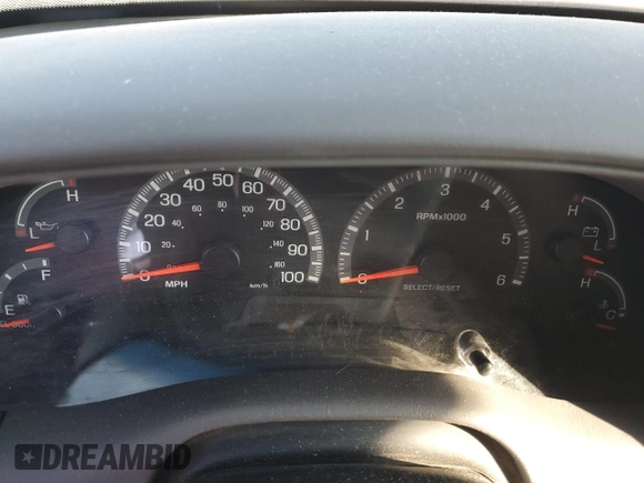 2000 Ford F-150 XL with VIN 1FTZX0721YKB34333, listed as a Copart auction lot 89097085 with Not provided miles and Clean title. Bid and sale history available at DreamBid. Image 9.