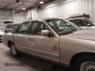1995 Ford Crown Victoria LX с VIN 2FALP74W0SX195270, выставлен на аукционе IAAI как лот 41840082 с пробегом 139 967 миль миль и . История ставок и продаж доступна на DreamBid. Изображение 14.