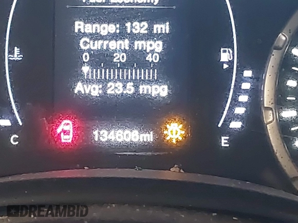 2017 Jeep Renegade Latitude with VIN ZACCJBBB4HPF21586, listed as a IAAI auction lot 41563503 with 134,606 mi miles. Bid and sale history available at carsss.com. Image 15.