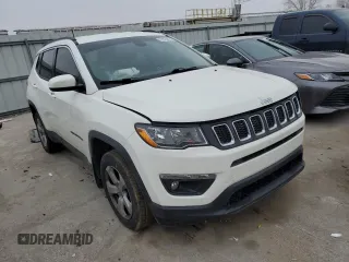 2018 Jeep Compass Latitude z VIN 3C4NJDBBXJT185462, wystawiony jako Copart lot #85528414 z przebiegiem 134 989 mil mil oraz Szkody całkowita. Historia ofert i sprzedaży dostępna na DreamBid. Obrazek 4.