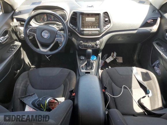 2016 Jeep Cherokee Latitude with VIN 1C4PJMCS9GW199329, listed as a Copart auction lot 61696245 with 62,280 mi miles and Salvage title. Bid and sale history available at DreamBid. Image 8.