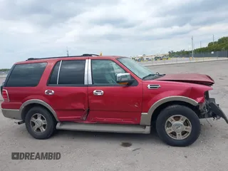 2004 Ford Expedition Eddie Bauer z VIN 1FMPU17L04LA25831, wystawiony jako IAAI lot #41888552 z przebiegiem 201 801 mil mil oraz . Historia ofert i sprzedaży dostępna na DreamBid. Obrazek 13.
