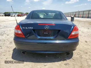 2006 Mercedes-Benz SLK 280 z VIN WDBWK54F46F098230, wystawiony jako Copart lot #58578565 z przebiegiem 67 298 mil mil oraz Szkoda całkowita • Salvage title. Historia ofert i sprzedaży dostępna na DreamBid. Obrazek 6.