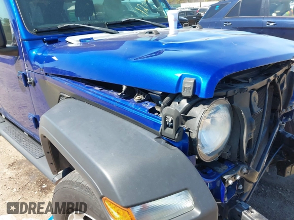 2019 Jeep Wrangler Unlimited Sport Altitude with VIN 1C4HJXDG6KW639189, listed as a IAAI auction lot 42044653 with 79,250 mi miles and . Bid and sale history available at DreamBid. Image 17.