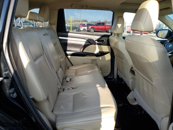 2018 Toyota Highlander SE with VIN 5TDJZRFH8JS838948, listed as a Copart auction lot 51322825 with 163,529 mi miles and Clean Title. Bid and sale history available at carsss.com. Image 11.