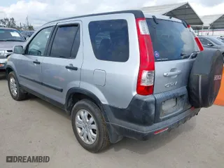 2005 Honda CR-V EX with VIN JHLRD78815C011936, listed as a IAAI auction lot 41935055 with 151,551 mi miles. Bid and sale history available at carsss.com. Image 3.