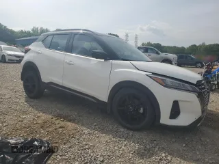 2023 Nissan Kicks SR with VIN 3N1CP5DV8PL506994, listed as a Copart auction lot 54228385 with 27,227 mi miles and Salvage Title. Bid and sale history available at DreamBid. Image 4.