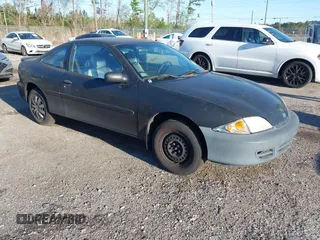2000 Chevrolet Cavalier with VIN 1G1JC124XY7407224, listed as a IAAI auction lot 41797121 with 308,259 mi miles. Bid and sale history available at carsss.com. Image 1.